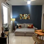 Charmoso Apartamento Na Quadra Da Praia