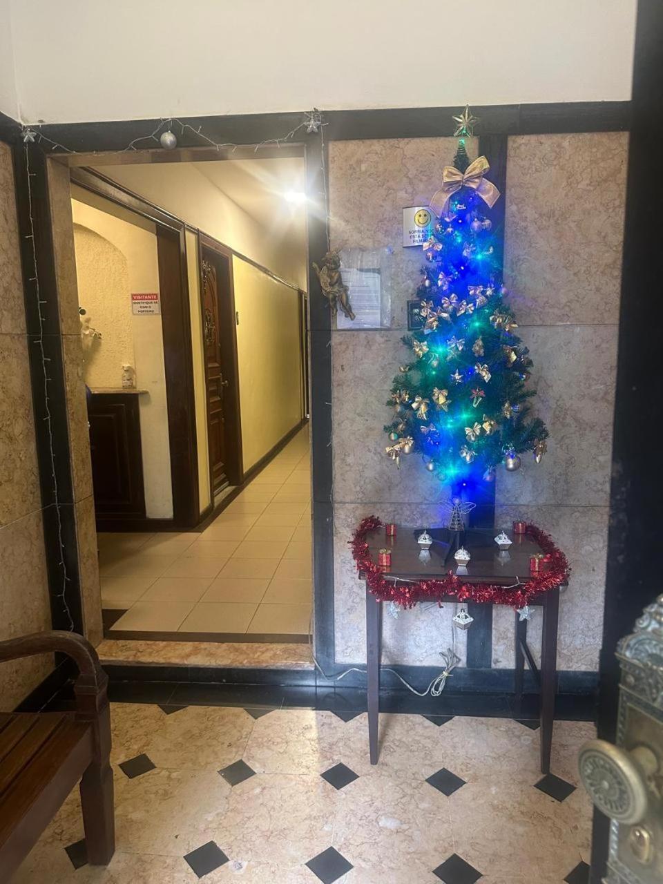 Charmoso Na Quadra Da Apartamento *